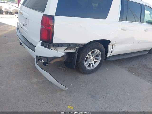 44743578 :رقم المزاد ، 1GNSKHKC3KR350916 vin ، 2019 Chevrolet Suburban Lt مزاد بيع