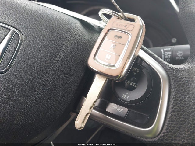 2HGFC2F58GH557391 Honda Civic Lx