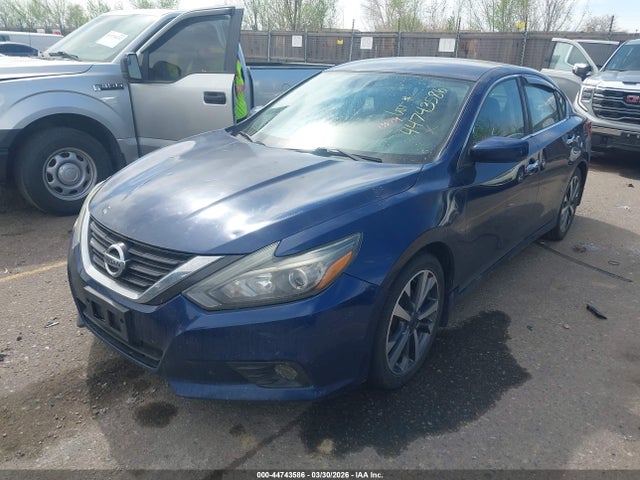 Nissan Altima 2.5 Sr 2017 1N4AL3AP1HC124433 Image 2