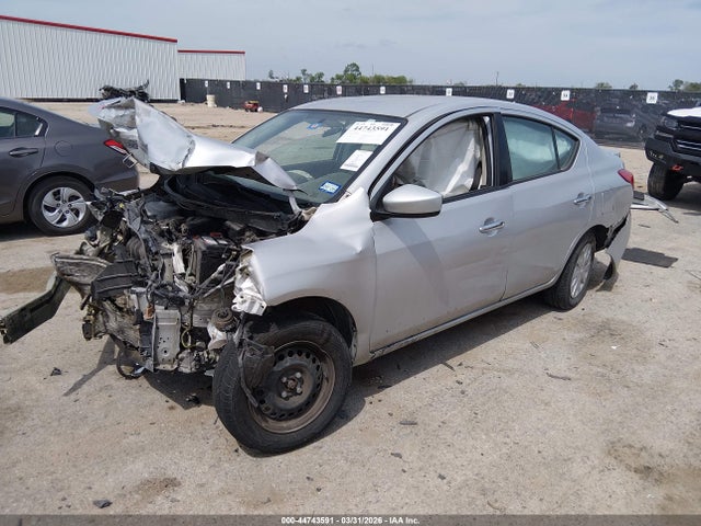 2018 Nissan Versa 1.6 Sv მანქანა იყიდება აუქციონზე, vin: 3N1CN7AP6JL882348, აუქციონის ნომერი: 44743591