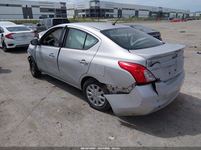 2018 Nissan Versa 1.6 Sv მანქანა იყიდება აუქციონზე, vin: 3N1CN7AP6JL882348, აუქციონის ნომერი: 44743591