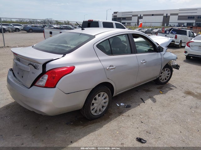 2018 Nissan Versa 1.6 Sv მანქანა იყიდება აუქციონზე, vin: 3N1CN7AP6JL882348, აუქციონის ნომერი: 44743591