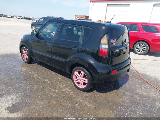 44743593 :رقم المزاد ، KNDJT2A22A7187757 vin ، 2010 Kia Soul + مزاد بيع