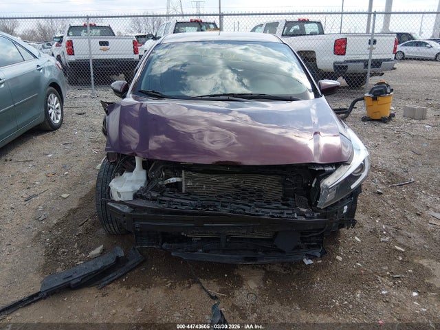 Aukcja sprzedaży 2017 Kia Forte Lx, vin: 3KPFK4A79HE127646, numer aukcji: 44743605
