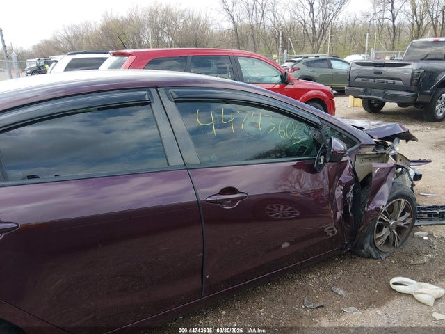 Aukcja sprzedaży 2017 Kia Forte Lx, vin: 3KPFK4A79HE127646, numer aukcji: 44743605