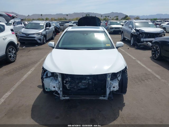 4T1B11HK5JU090897 Toyota CAMRY SE
