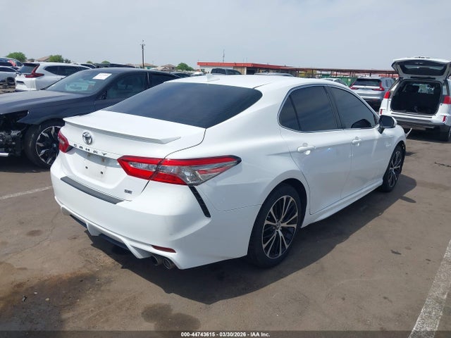 4T1B11HK5JU090897 Toyota CAMRY SE