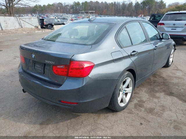 2015 BMW 320I WBA3B1G59FNT05908 Photo 3