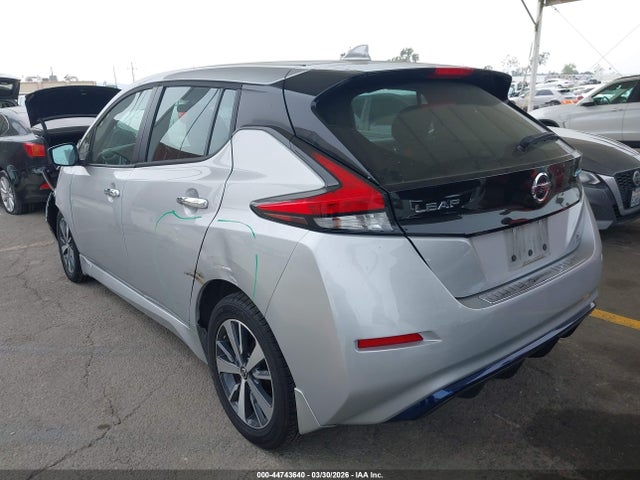 2019 NISSAN LEAF 1N4BZ1CP8KC318131 Photo 2