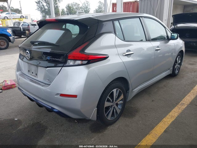 2019 NISSAN LEAF 1N4BZ1CP8KC318131 Photo 3