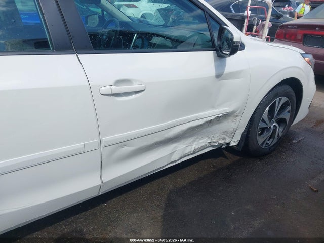 2025 Subaru Legacy Premium მანქანა იყიდება აუქციონზე, vin: 4S3BWAD63S3013869, აუქციონის ნომერი: 44743652