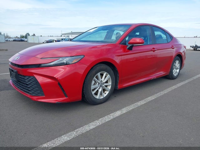 Toyota CAMRY LE 2025 4T1DAACK4SU025881 Image 2