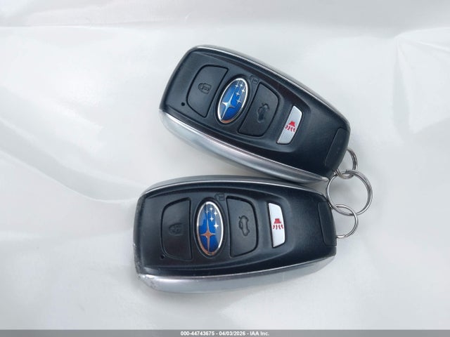 Aukcja sprzedaży 2017 Subaru Outback 2.5i Limited, vin: 4S4BSANC5H3389221, numer aukcji: 44743675