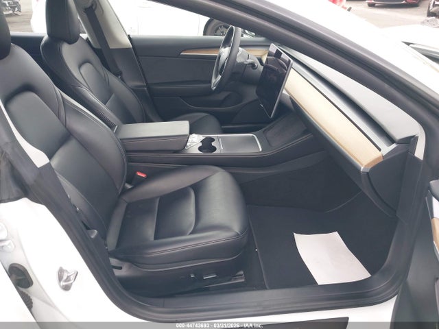 Продаж на аукціоні авто 2022 Tesla Model 3 Long Range Dual Motor All-wheel Drive, vin: 5YJ3E1EB8NF238329, номер лоту: 44743693