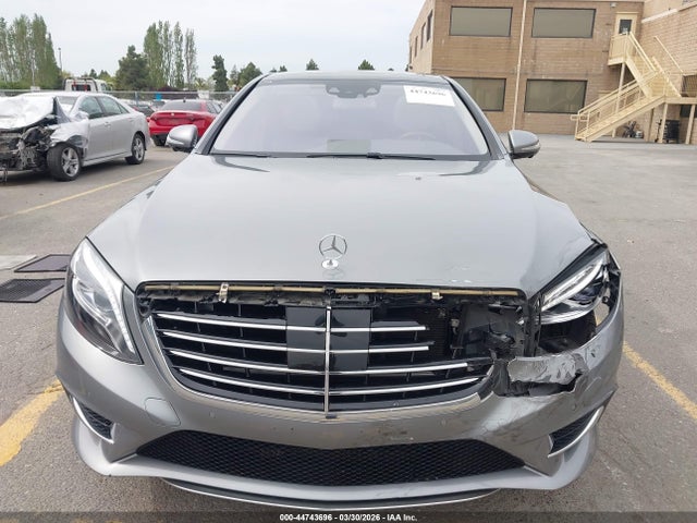 Mercedes-Benz S 550 2015 WDDUG8CBXFA130613 Image 12