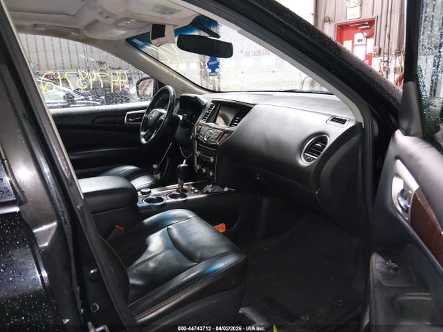 Продажа на аукционе авто 2013 Nissan Pathfinder Platinum, vin: 5N1AR2MMXDC661960, номер лота: 44743712