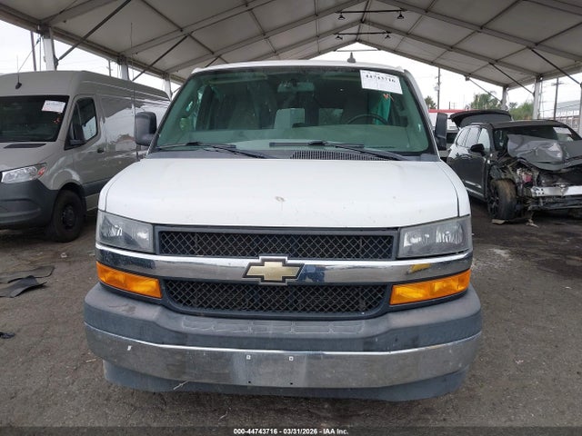 44743716 :رقم المزاد ، 1GAZGPFG6J1257068 vin ، 2018 Chevrolet Express 3500 Lt مزاد بيع