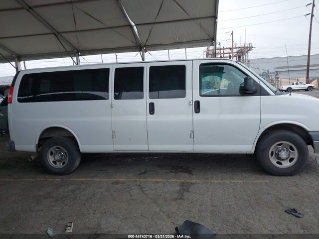 44743716 :رقم المزاد ، 1GAZGPFG6J1257068 vin ، 2018 Chevrolet Express 3500 Lt مزاد بيع