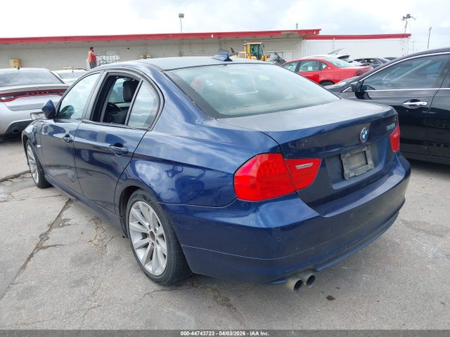 2011 Bmw 328i მანქანა იყიდება აუქციონზე, vin: WBAPH7C50BE679911, აუქციონის ნომერი: 44743723