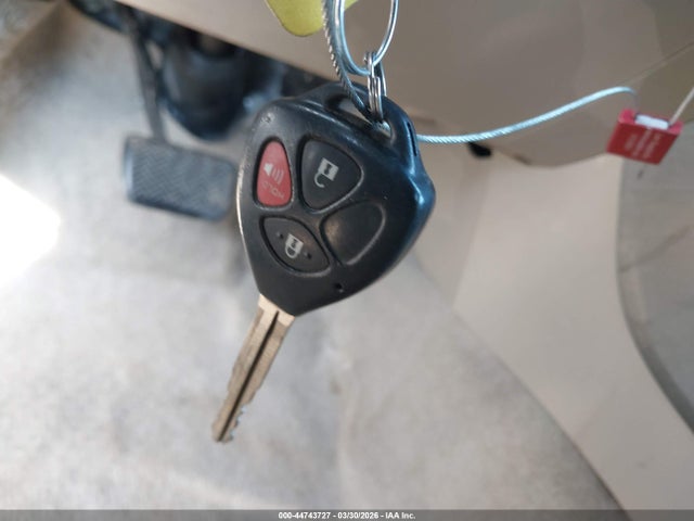 2010 Toyota Rav4 მანქანა იყიდება აუქციონზე, vin: 2T3BF4DV2AW056278, აუქციონის ნომერი: 44743727