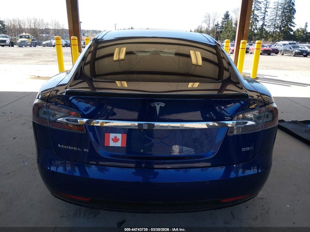 2016 Tesla Model S 60d/70d/75d/85d/90d მანქანა იყიდება აუქციონზე, vin: 5YJSA1E23GF175697, აუქციონის ნომერი: 44743730