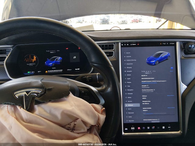 2016 Tesla Model S 60d/70d/75d/85d/90d მანქანა იყიდება აუქციონზე, vin: 5YJSA1E23GF175697, აუქციონის ნომერი: 44743730