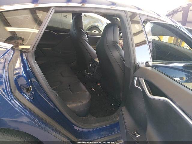 2016 Tesla Model S 60d/70d/75d/85d/90d მანქანა იყიდება აუქციონზე, vin: 5YJSA1E23GF175697, აუქციონის ნომერი: 44743730