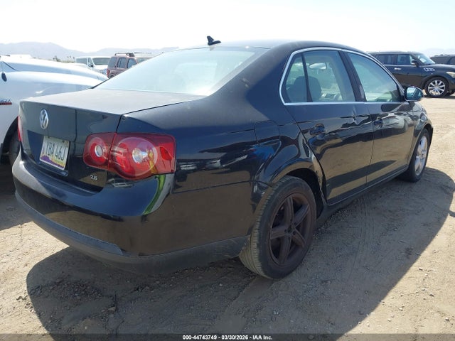 44743749 :رقم المزاد ، 3VWRZ71K08M090097 vin ، 2008 Volkswagen Jetta Se/sel مزاد بيع