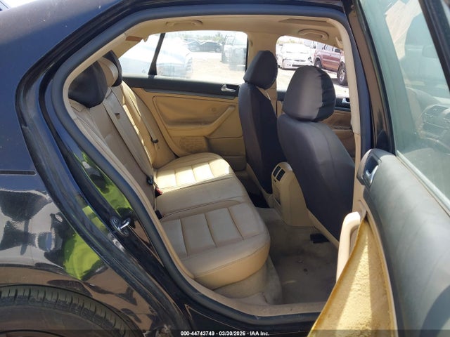 44743749 :رقم المزاد ، 3VWRZ71K08M090097 vin ، 2008 Volkswagen Jetta Se/sel مزاد بيع