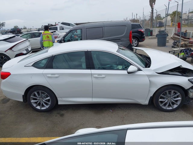 44743782 :رقم المزاد ، 1HGCV1F1XMA056498 vin ، 2021 Honda Accord Lx مزاد بيع
