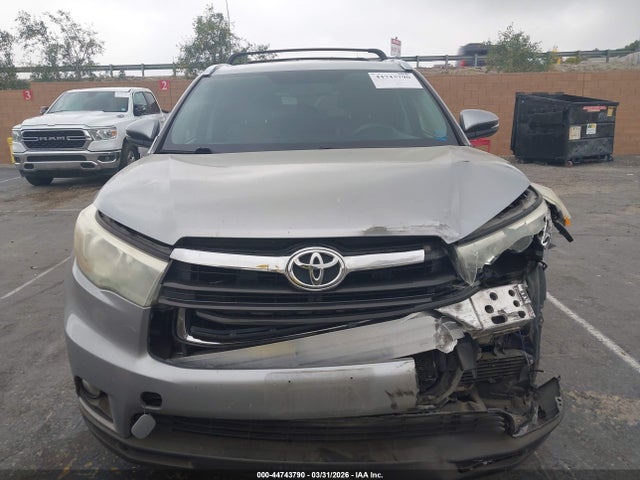 5TDKKRFH2GS122595 Toyota Highlander Xle V6