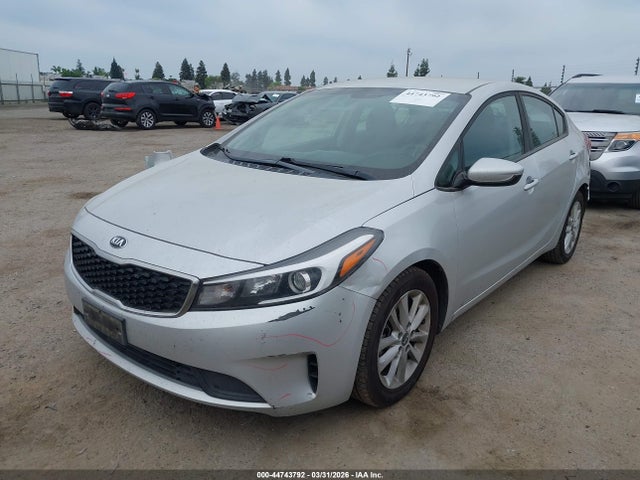 KIA FORTE LX 2017 3KPFL4A71HE148343 Image 2