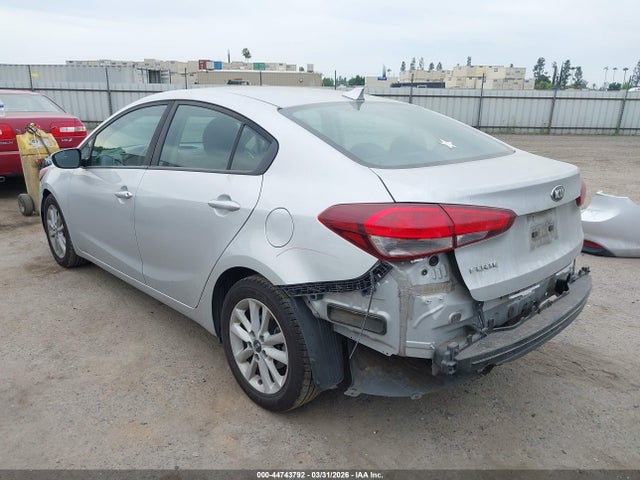 KIA FORTE LX 2017 3KPFL4A71HE148343 Image 3