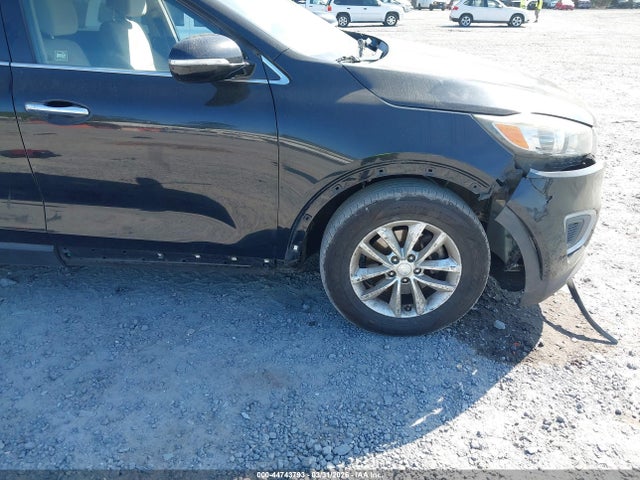2017 Kia Sorento 2.4l Lx მანქანა იყიდება აუქციონზე, vin: 5XYPG4A3XHG266075, აუქციონის ნომერი: 44743793
