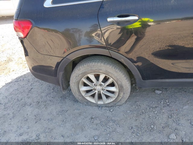 2017 Kia Sorento 2.4l Lx მანქანა იყიდება აუქციონზე, vin: 5XYPG4A3XHG266075, აუქციონის ნომერი: 44743793