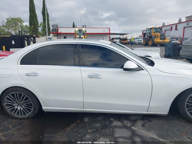 W1KAF4GB1PR094659 Mercedes-Benz C 300 Sedan