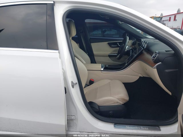 2023 MERCEDES-BENZ C 300 W1KAF4GB1PR094659 Photo 4