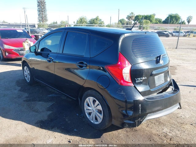 2018 NISSAN VERSA NOTE 3N1CE2CP0JL352134 Photo 2