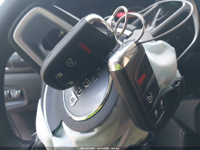 ZACNJABB2KPK78013 Jeep Renegade Latitude Fwd