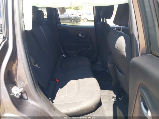 ZACNJABB2KPK78013 Jeep Renegade Latitude Fwd