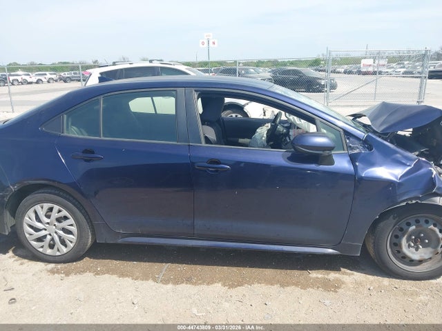 2020 Toyota Corolla Le მანქანა იყიდება აუქციონზე, vin: JTDEPRAE5LJ042811, აუქციონის ნომერი: 44743809