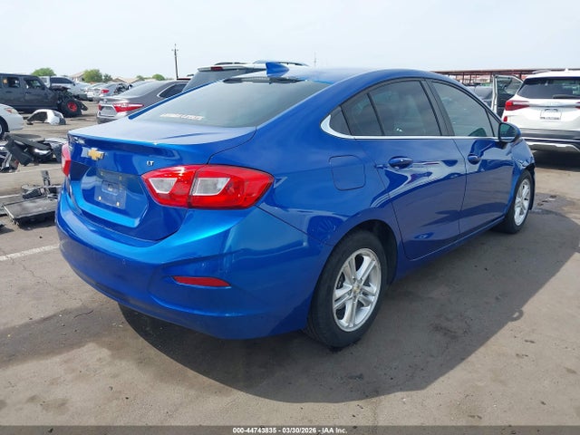 1G1BE5SM1J7185457 Chevrolet Cruze Lt Auto