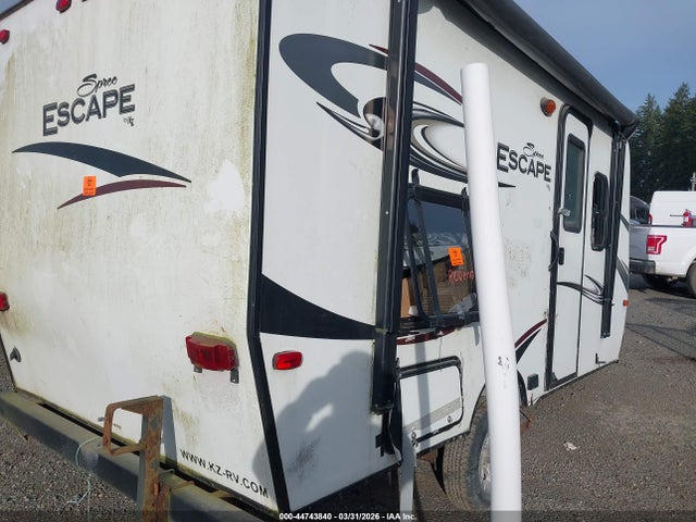 4EZTA1611F4033850 Venture Spree