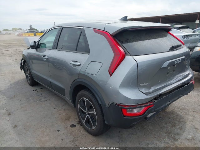 KIA NIRO LX 2024 KNDCP3LE0R5129227 Image 3