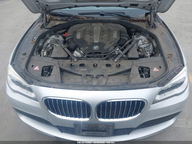 2014 Bmw 750 მანქანა იყიდება აუქციონზე, vin: WBAYE8C55ED136051, აუქციონის ნომერი: 44743885