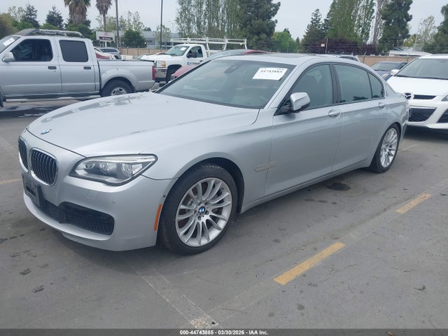 2014 Bmw 750 მანქანა იყიდება აუქციონზე, vin: WBAYE8C55ED136051, აუქციონის ნომერი: 44743885