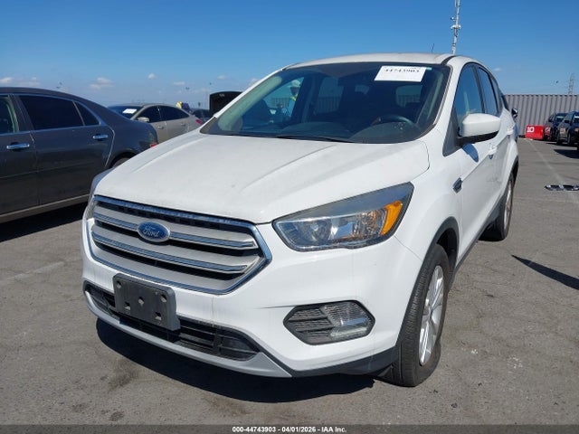 1FMCU0GD6KUA21694 Ford ESCAPE SE