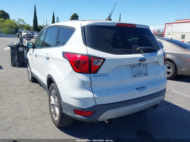 1FMCU0GD6KUA21694 Ford ESCAPE SE