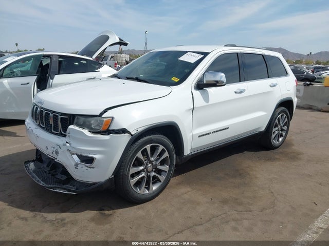 1C4RJEBG5JC111056 Jeep Grand Cherokee Limited 4x2