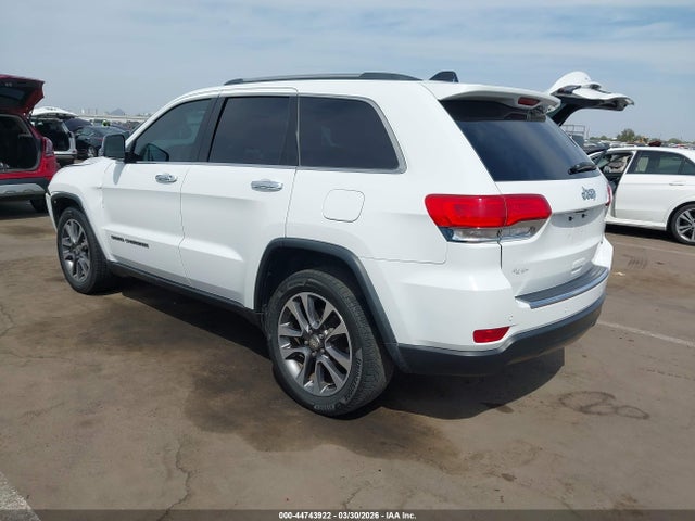 1C4RJEBG5JC111056 Jeep Grand Cherokee Limited 4x2